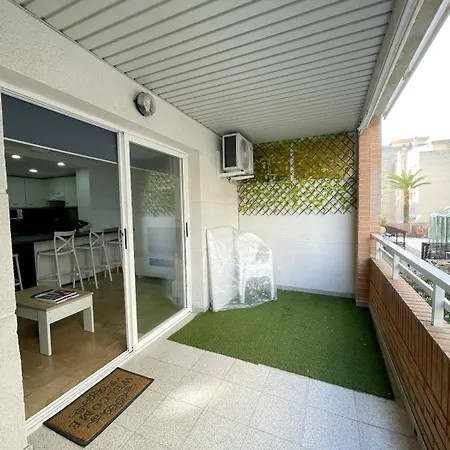 En Apartment *